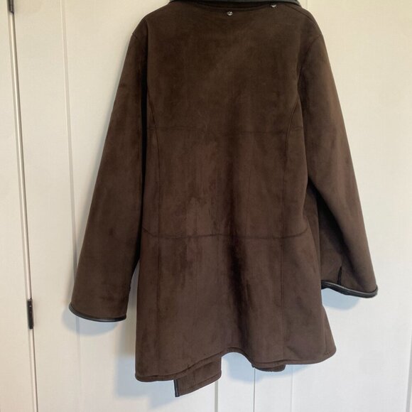 Novelti‎ Faux Suede with Fox Fur Trim Winter Coat Plus Size 1X - Picture 6 of 6